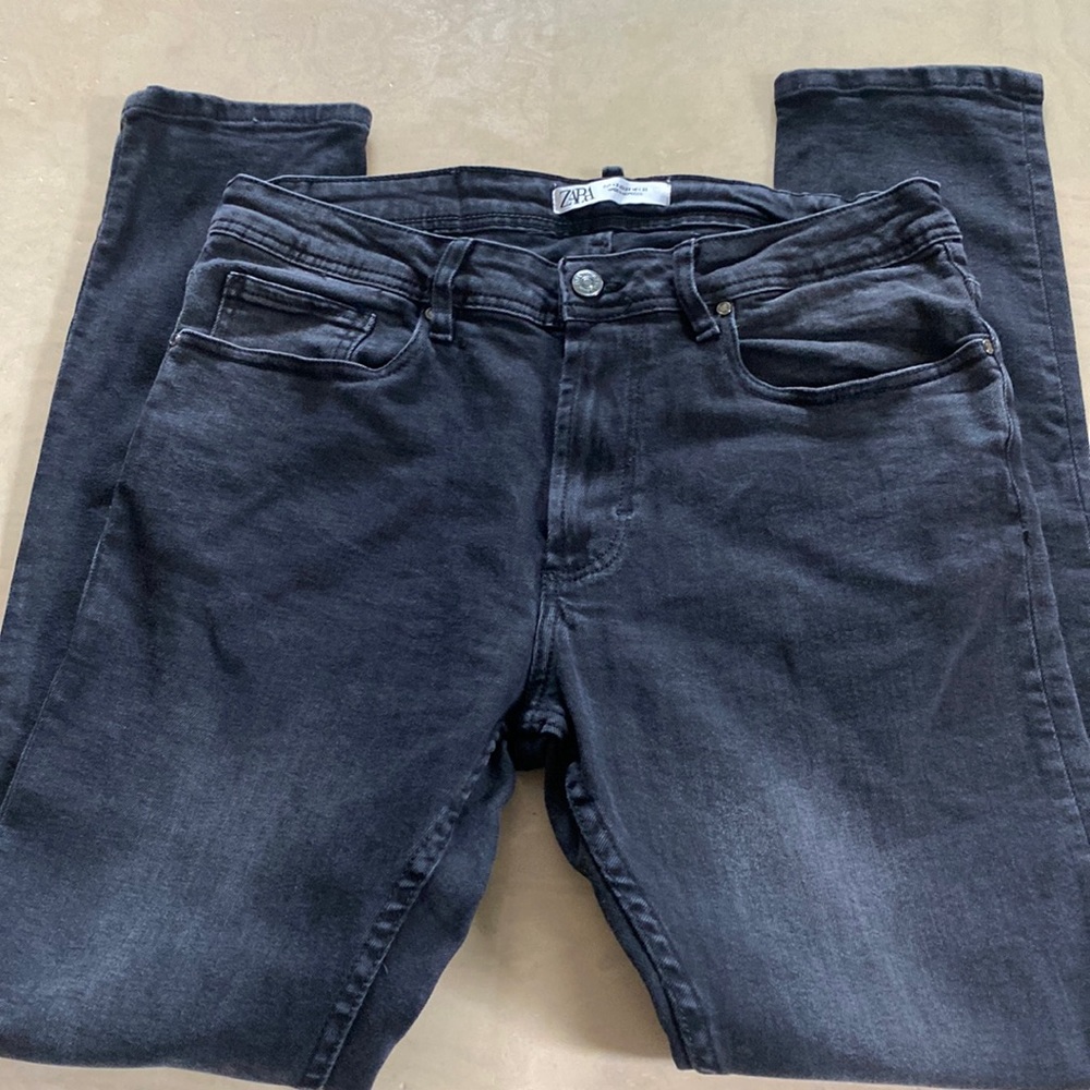 Zara Men's black denim jeans
